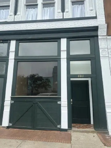 River Room Getaway on Front Street Downtown Georgetown