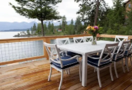 Lake House with Sauna, kayaks, S.U.Ps, snorkeling sets and boat parking