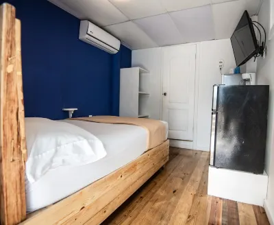 Moon Apartments Standard Room #6