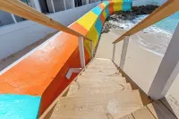 Maho Beach House - Spacious 1 Bedroom Suite