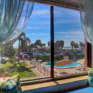 Newly Remodeled Poolside Condo with Gorgeous Ocean-Front View - Sleeps 8 Others