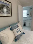 Two Bedroom with Private Dock near Golf and Beach