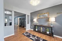 Euless Oasis: 3 bed/3.5 bath home near DFW Airport Hotels in Euless