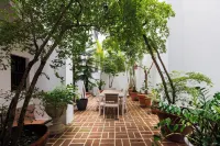 Charming Home Mins To Hospital Pavia & El Morro!