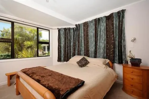 Harbour views OMAPERE MAGIC   Spacious 3 bedroom 2 bathroom