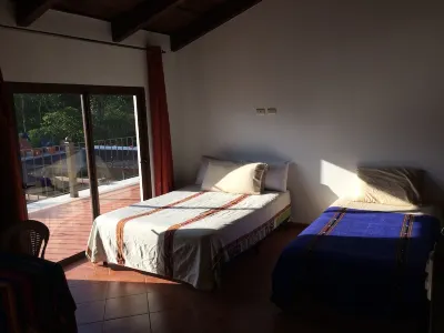 APARTAMENTOS LOS NAZARENOS 4 - swimming pool, jacuzzi and gym Hotel di 