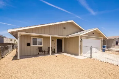 Desert Oasis!!! Near Laughlin, by River, Pet Friendly Các khách sạn gần River Star Rentals