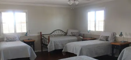 Beautiful Home w/Bdrm on main level, Mountain View & close to Air Force Academy