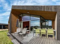 Cottage Near Het Bokkegat Nature Reserve Hotels in Noord-Beveland