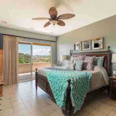 *Spectacular Ocean Views* Walk to Beach - Secure Gated Community - Sleeps 12 Rooms