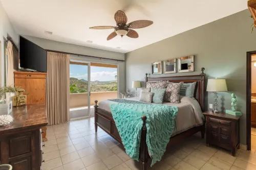 *Spectacular Ocean Views*  Walk to Beach - Secure Gated Community - Sleeps 12