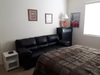 Spring Training, Local Pickleball, Pool, Hot Tub, Gated Community, Walking Trail