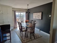 Beautiful and peaceful house all inclusive near Airport in Dieppe, New Brunswick Hotels in Dieppe