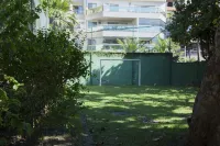 Leisure, tourism and work with high-speed internet by the sea