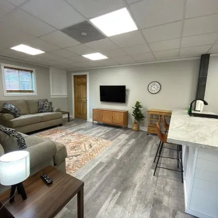2 Bedroom Budget Suite. Open Floor Plan
