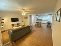 NEW Sunshine Gorgeous- 3BD/2BA -Private Backyard!