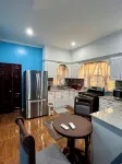 Cozy, serene retreat minutes away from the city center.