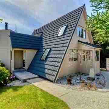 KELVIN HEIGHTS, QUEENSTOWN - lake views, sunny Hotel Exterior