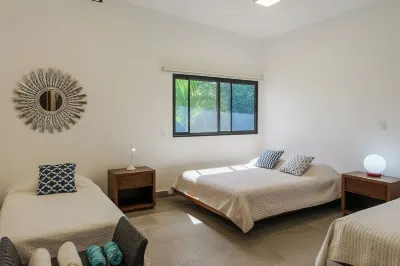 Ayanna Beach Front Heaven Các khách sạn gần ASOB Conchalio