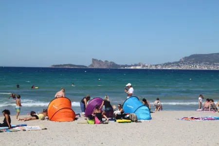 apartment T 4 on the 1st floor. exterior staircase. 1 car parking