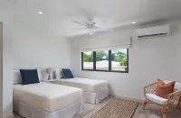 Steps to Beach, Pool, Free Beach Club Access, Ocean/Sunset Views & Spacious!