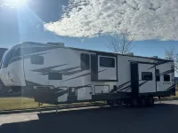 Mountain Shadows RV & MHC Hotels in Draper