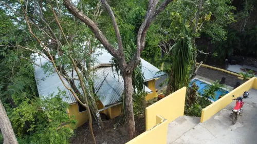 Amazing Cliff Home with Private Pool and Incredible White-Water Ocean Views.