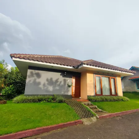 Sari Alam Hot Spring and Resort Hotel