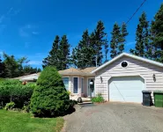 Beautiful and spacious "home away from home" for amazing summer fun & relaxation Hotels near Howards Cove Lighthouse