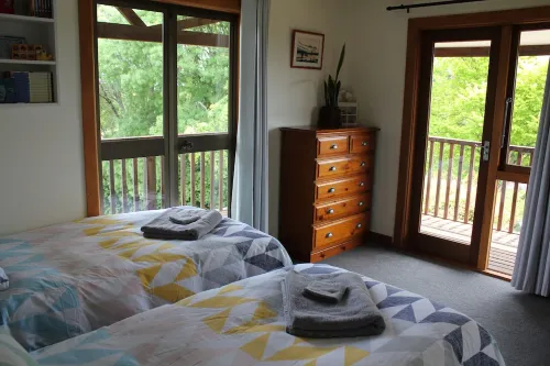 Large Country Home with Views - Spa Pool, Swimming Pool, Firepit, Games Room