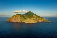 Beautiful Traditional Saba Cottage With all the Modern Amenities