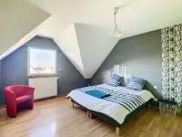 Family Paradise: Spacious House with Heated Pool and Beach Proximity