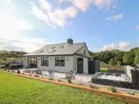 Rhiwmynach - 2-Star
