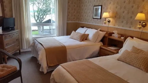 Bayside Inn Hotels in Digby