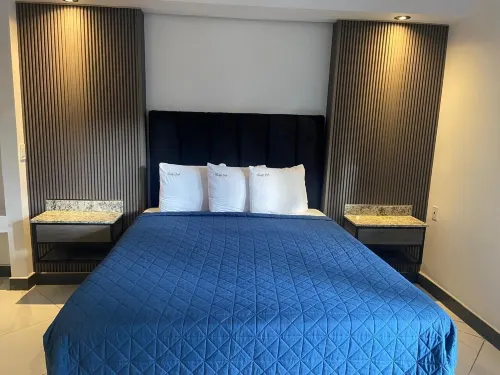 Hotel Suites Royal - 2 звезды