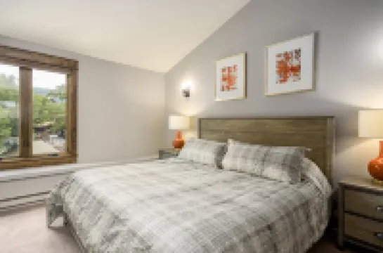 Promontory 6 3 Bedroom Townhouse by RedAwning