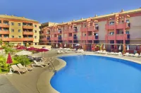Leo Punta Umbría - Pools