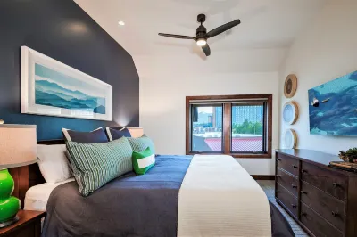 Luxury Two Bedroom Residence Steps from Heavenly Village Condo