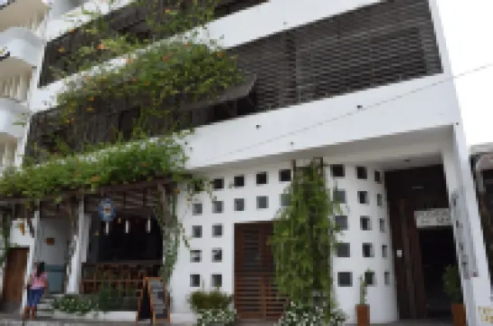 Posada del Mar Hotels in 