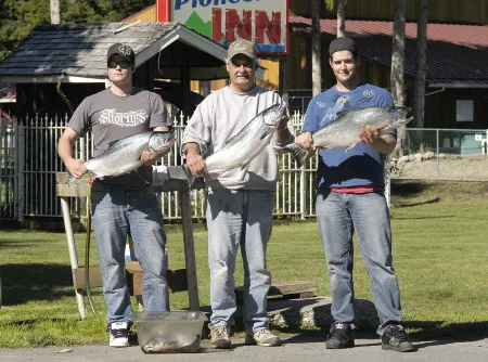 Pioneer Inn by the River