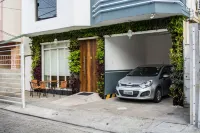 DC Suites Aeropuerto Hoteles en 