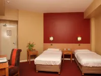 Harding Hotel Hotels near Jameson Distillery Bow St.