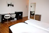 Logis Hotel Restaurant des Voyageurs, Lacs du Levezou - 2성급