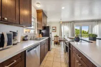 Charming Retreat on West Quince Street 2 Bedroom Condo by Redawning