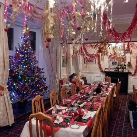 Palace Hotel - Small Hotel