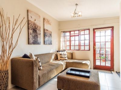 Treetops Guesthouse