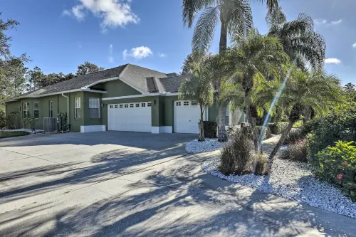 Luxurious Home w/ Private Pool & Lanai Near Tampa! - Villas