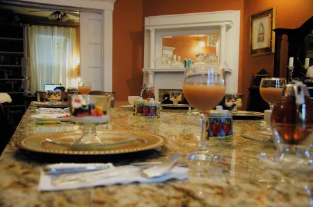 Janssen Park Place B&B