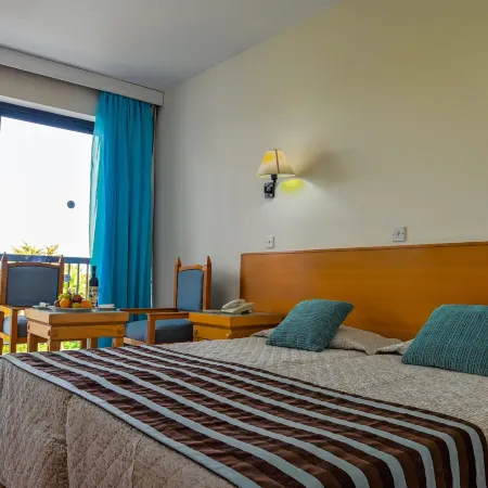 Veronica Hotel