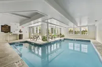 Sea Rose Suites